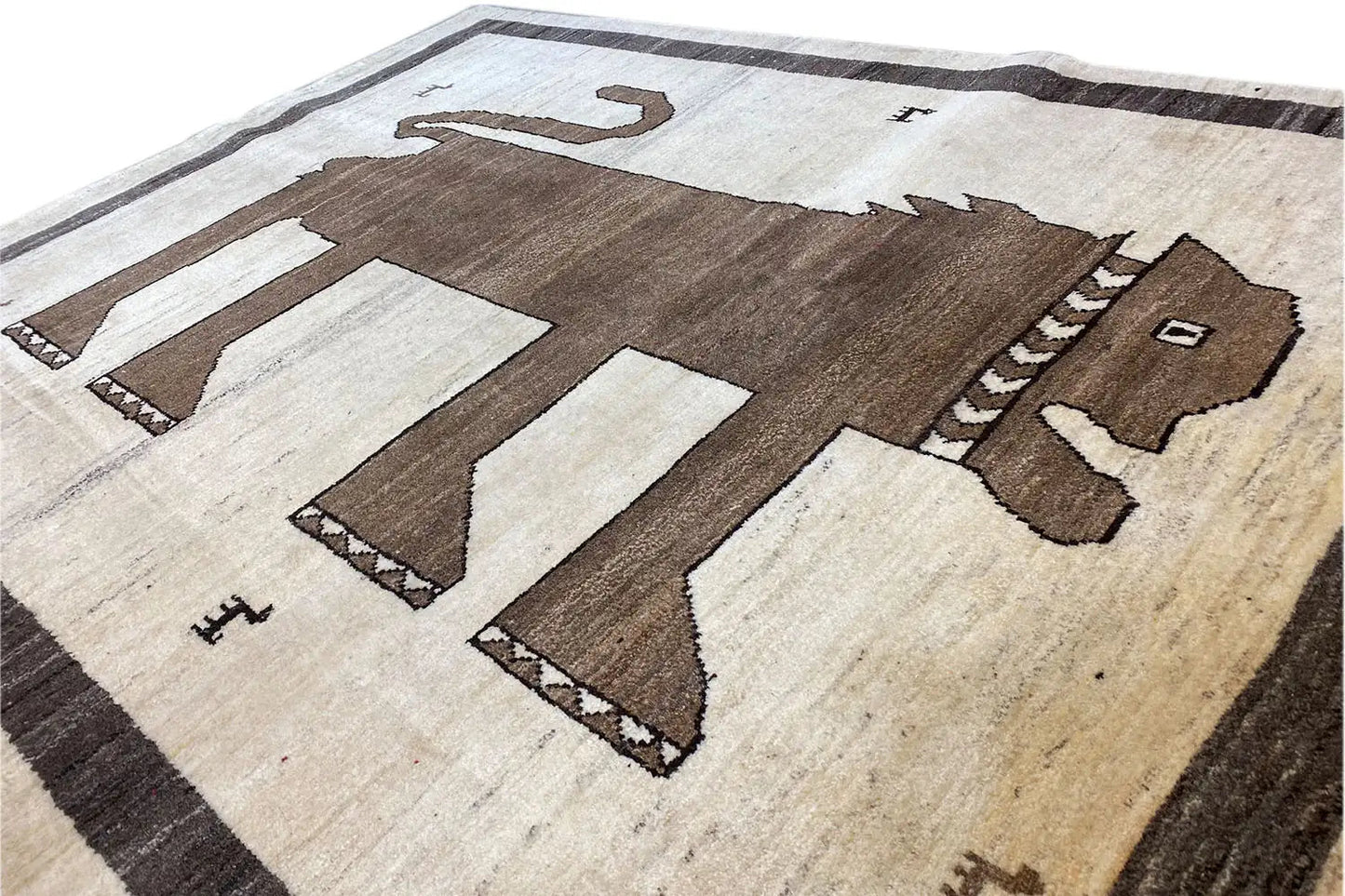 Löwen Gabbeh (189x143m) - German Carpet Shop