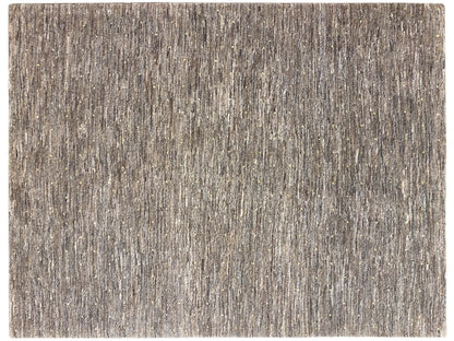 Teppich mit rechteckiger Fläche und gleichmäßiger, melierter Florstruktur in Grau/Beige.