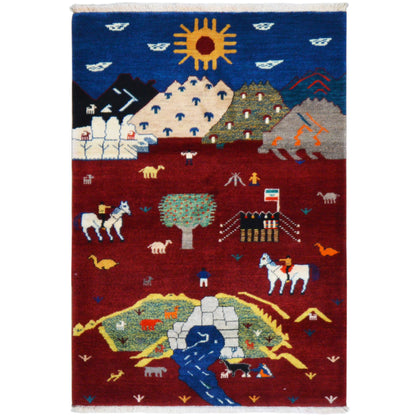 Tapis Gabbeh-Luri à fond rouge, motif animalier et paysager, bordure, franges