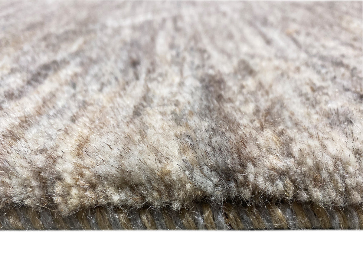 Gabbeh-Teppich 211x149 cm, Nahaufnahme der Floroberfläche mit meliertem Grau-Beige