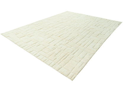 Teppich 300x250 cm in Creme, diagonale Ansicht mit Ziegelmuster und Relief