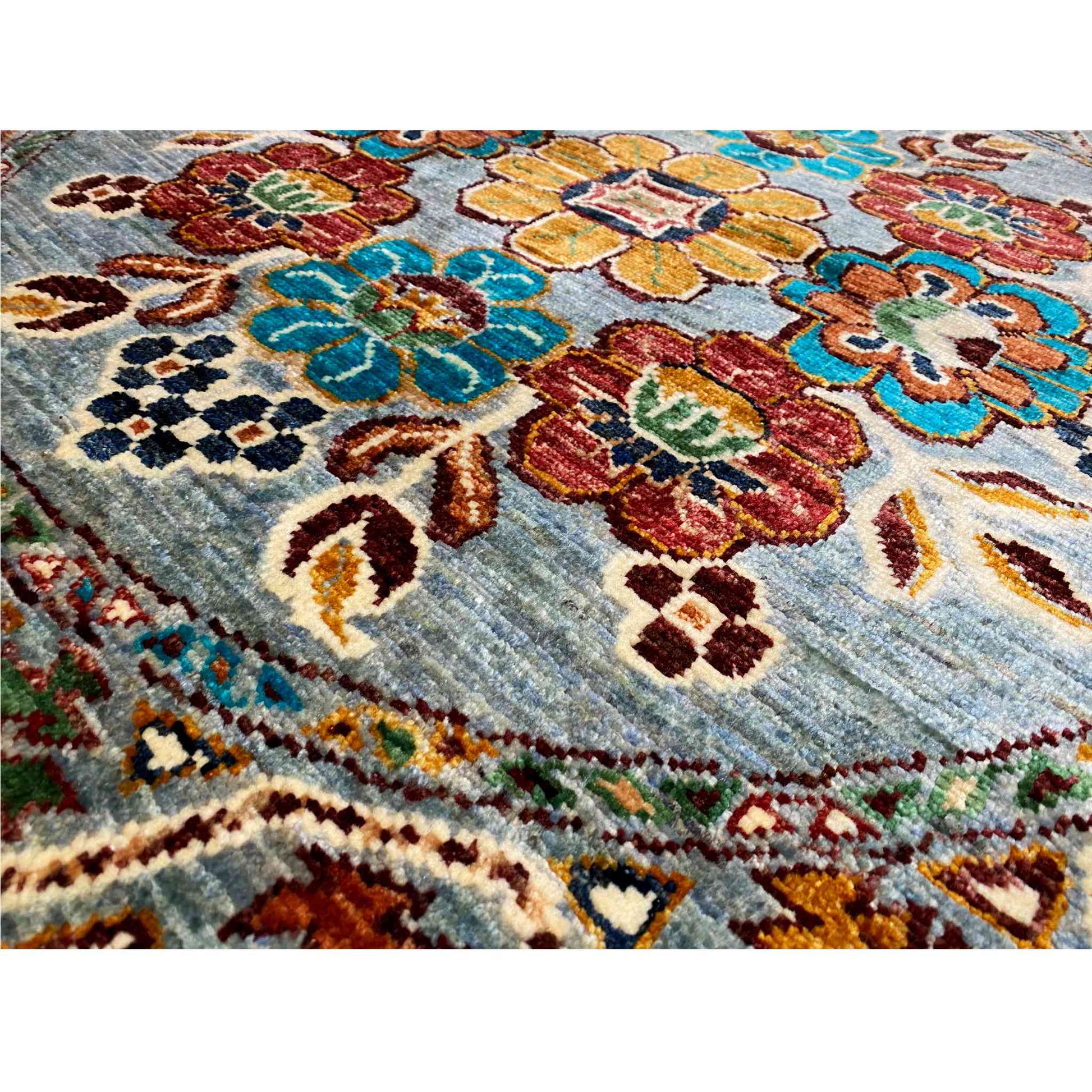 Khorjin-Wollteppich mit Blauem Blumenmuster, 108x106 cm - German Carpet Shop
