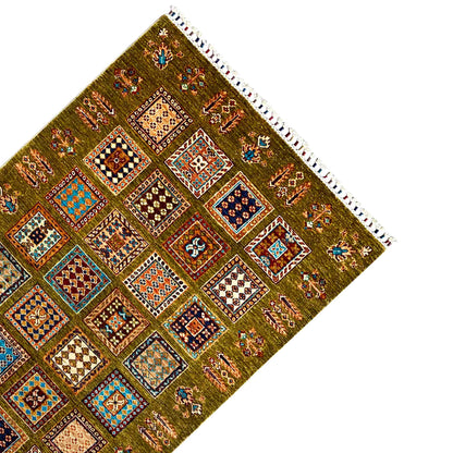 Afghanischer Khorjin Teppich, Olivgrün, 161x107 cm - German Carpet Shop