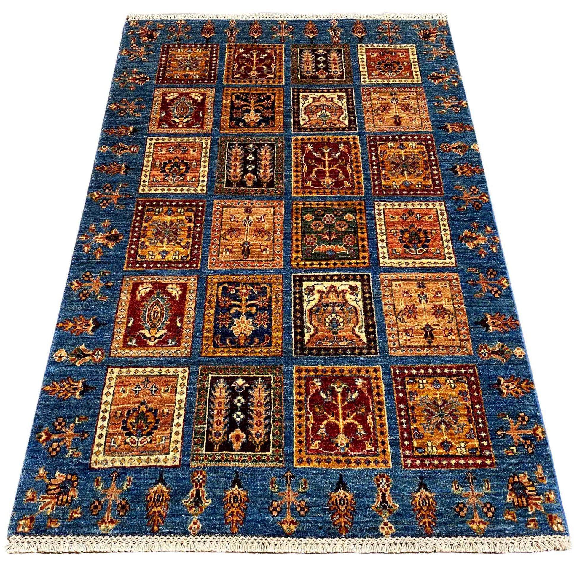 Khorjin Teppich - Blaues Feld mit geometrischen Mustern, 168x106 cm - German Carpet Shop