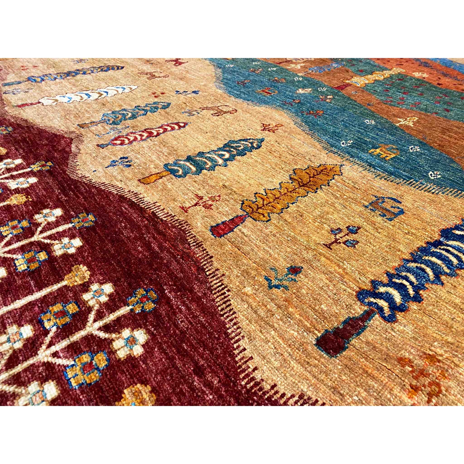 Khorjin Teppich - Verzaubertes Landschaftsdesign, 202x177 cm - German Carpet Shop