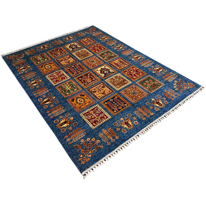 Khorjin Teppich - Blaues Paneeldesign, Komplizierte Motive, 207x161 cm - German Carpet Shop