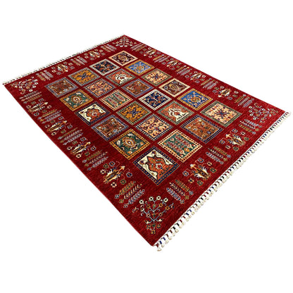 Khorjin Teppich - Reiches Rotes Paneeldesign, Komplizierte Motive, 210x157 cm - German Carpet Shop