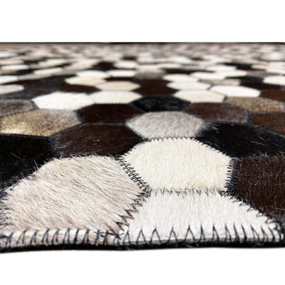 Hexagonaler Kalbsleder Teppich 243x156 cm - German Carpet Shop