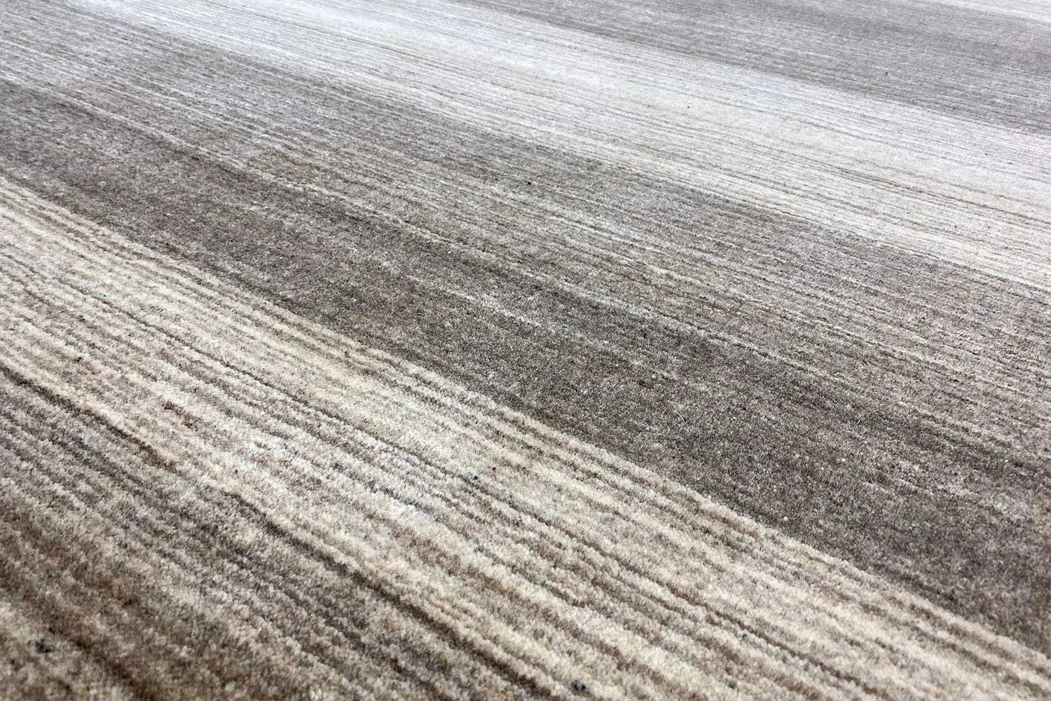 Gabbeh - Loom (244x179 cm) - German Carpet Shop