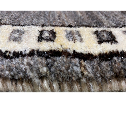 Grauer Gabbeh Teppich Löwe 90x75 cm - German Carpet Shop