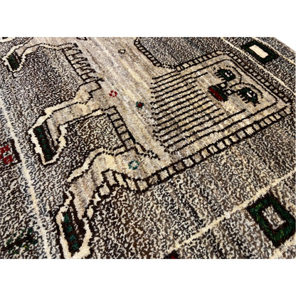 Grauer Löwen Gabbeh Teppich 94x64 cm - German Carpet Shop