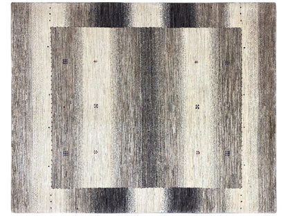 Gabbeh-Luri-Teppich 197x147 mit großflächigem Streifenmuster in Grau und Beige