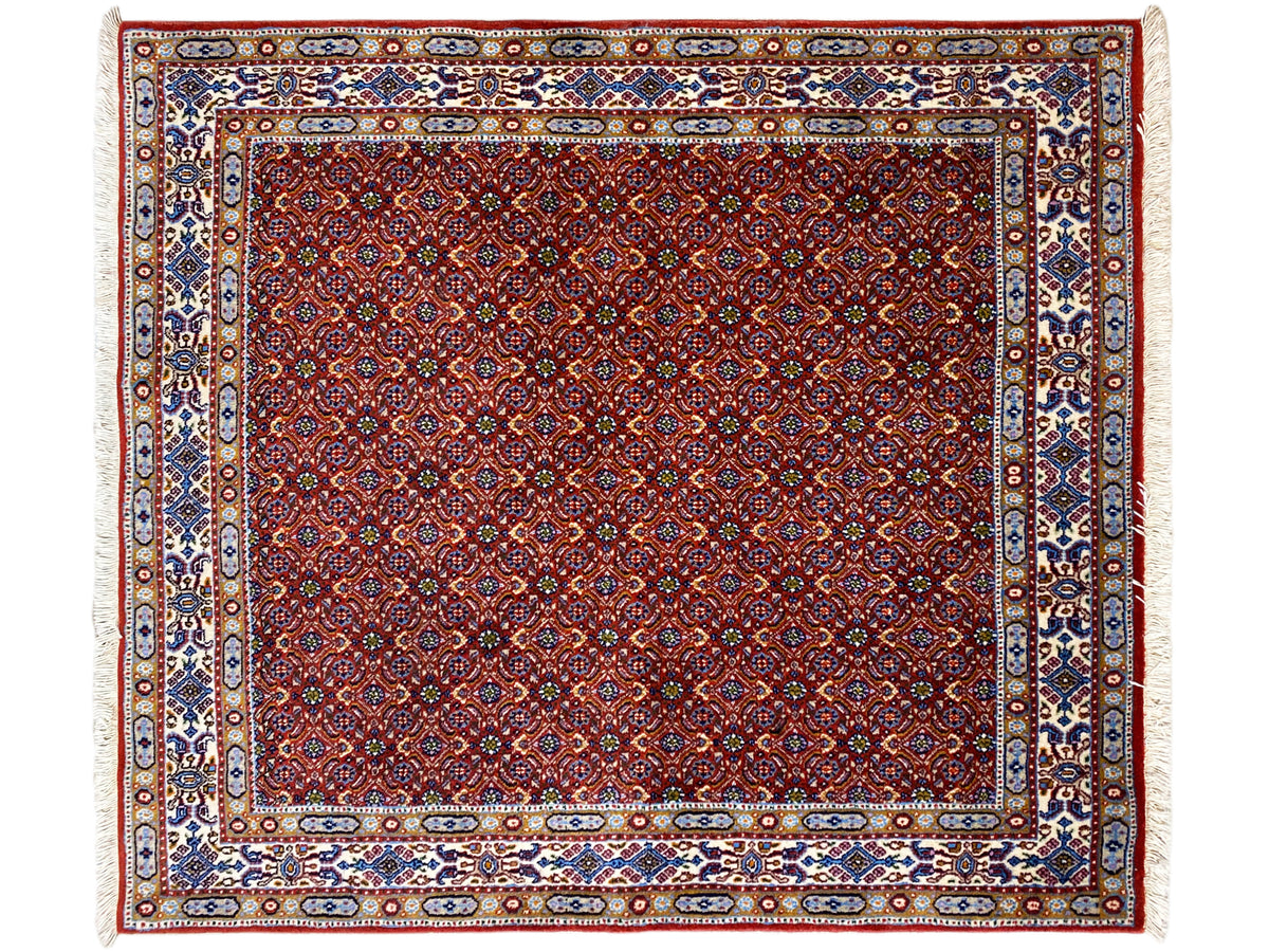 Orientteppich 132x122 cm, rotes Kassettenmuster mit blauer Bordüre