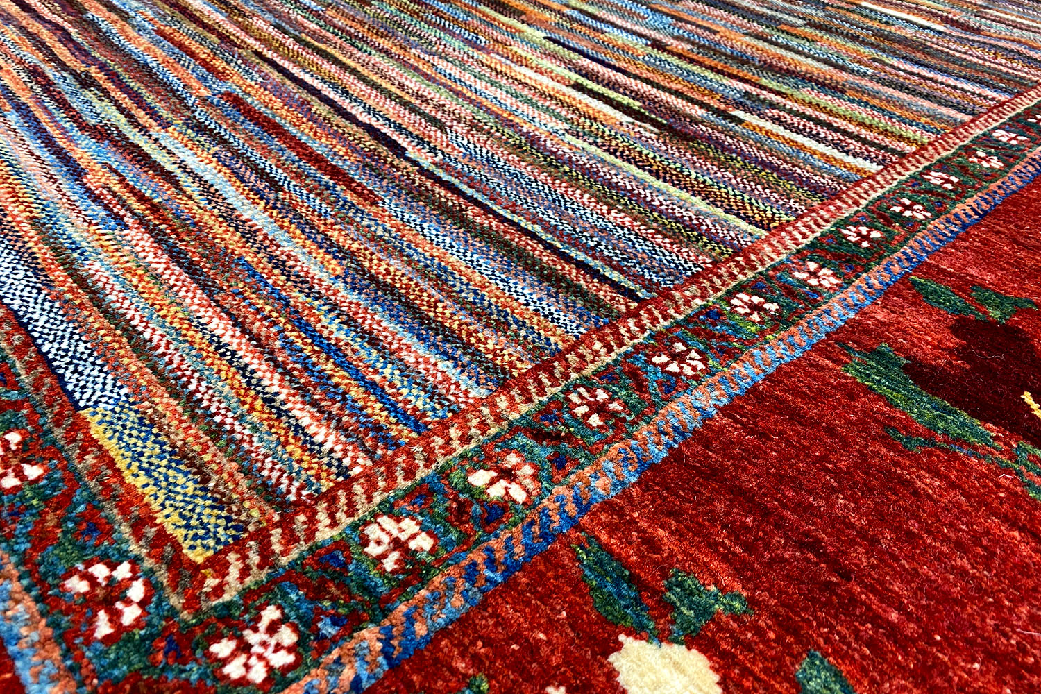 Qashqai Exklusiv (199x146cm) - German Carpet Shop