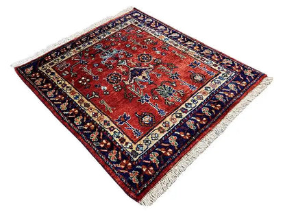 Qashqai Exklusiv (64x58cm) - German Carpet Shop