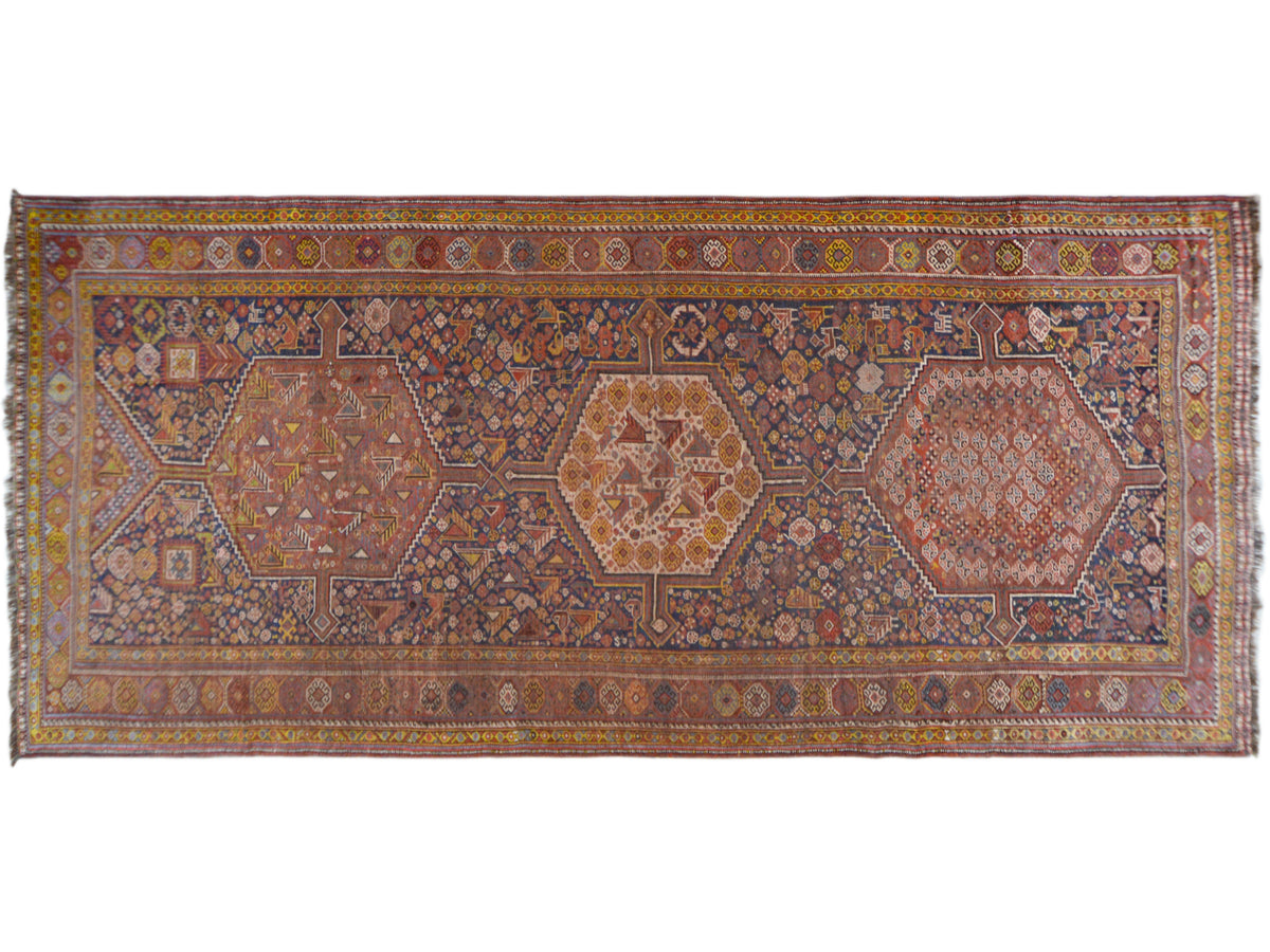 Rechteckiger Orientteppich mit geometrischem Medaillonmuster in Blau-Rosttönen, 455x194 cm