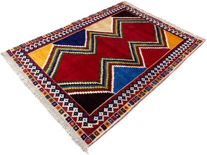 Shiraz-Teppich in quadratischer Form mit Zickzack-Design, Rot, Blau, Beige und bunten Bordüren, Fransen.
