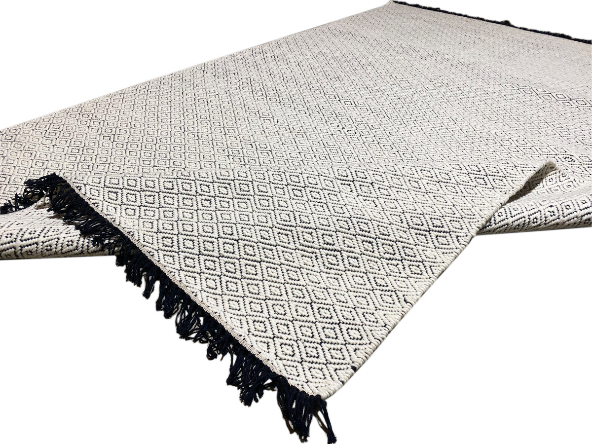 Kelim-Dhurrie-Teppich 160x230 cm, hellbeige Rautenstruktur mit dunklen Fransen