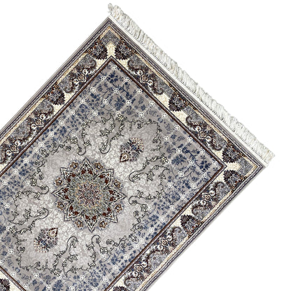 Detailansicht des Nain-Musters, floral und ornamental, aus robustem Polypropylen