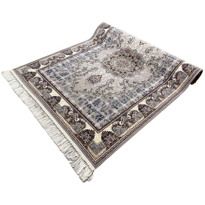 Orientteppich mit großem Medaillon, maschinell gewebt, in hellen und dunklen Tönen