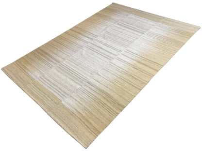Kelim-Teppich 170x240 cm, diagonal wirkende Streifen in Beige und Hellcreme