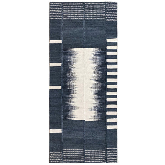 Kelim-Teppich in Dunkelblau mit beigen Streifen und gemustertem Mittelpanel, ca. 200x80 cm