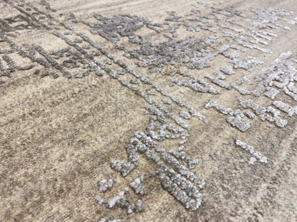 Strukturierter Woll Viskose Teppich mit modernem Look