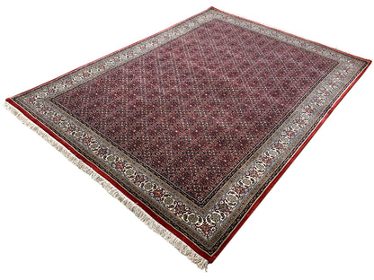 Eleganter roter Orientteppich 244x177 cm für klassische Wohnräume