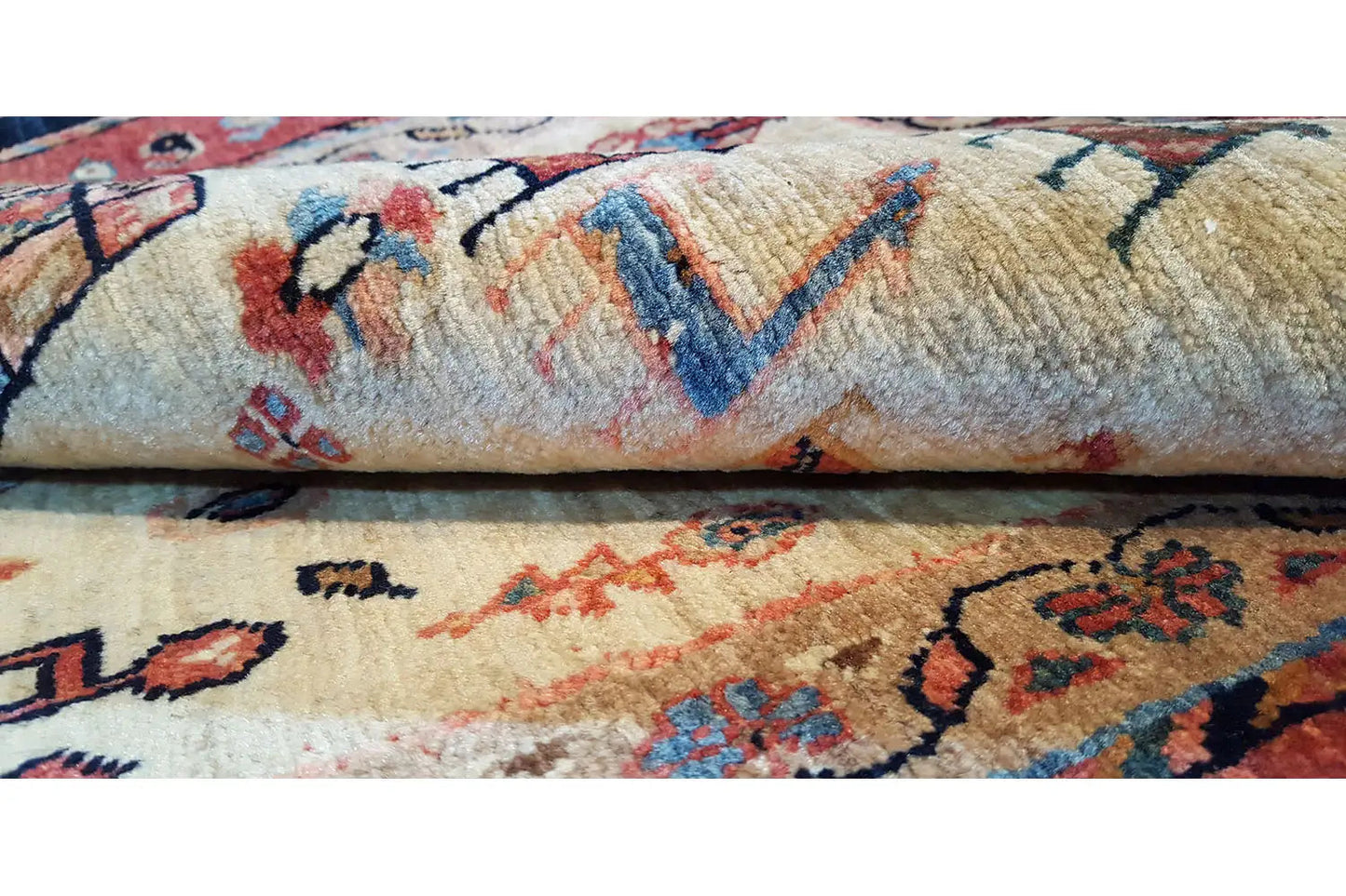 Qashqai Exklusiv 200777- (107x107cm) - German Carpet Shop