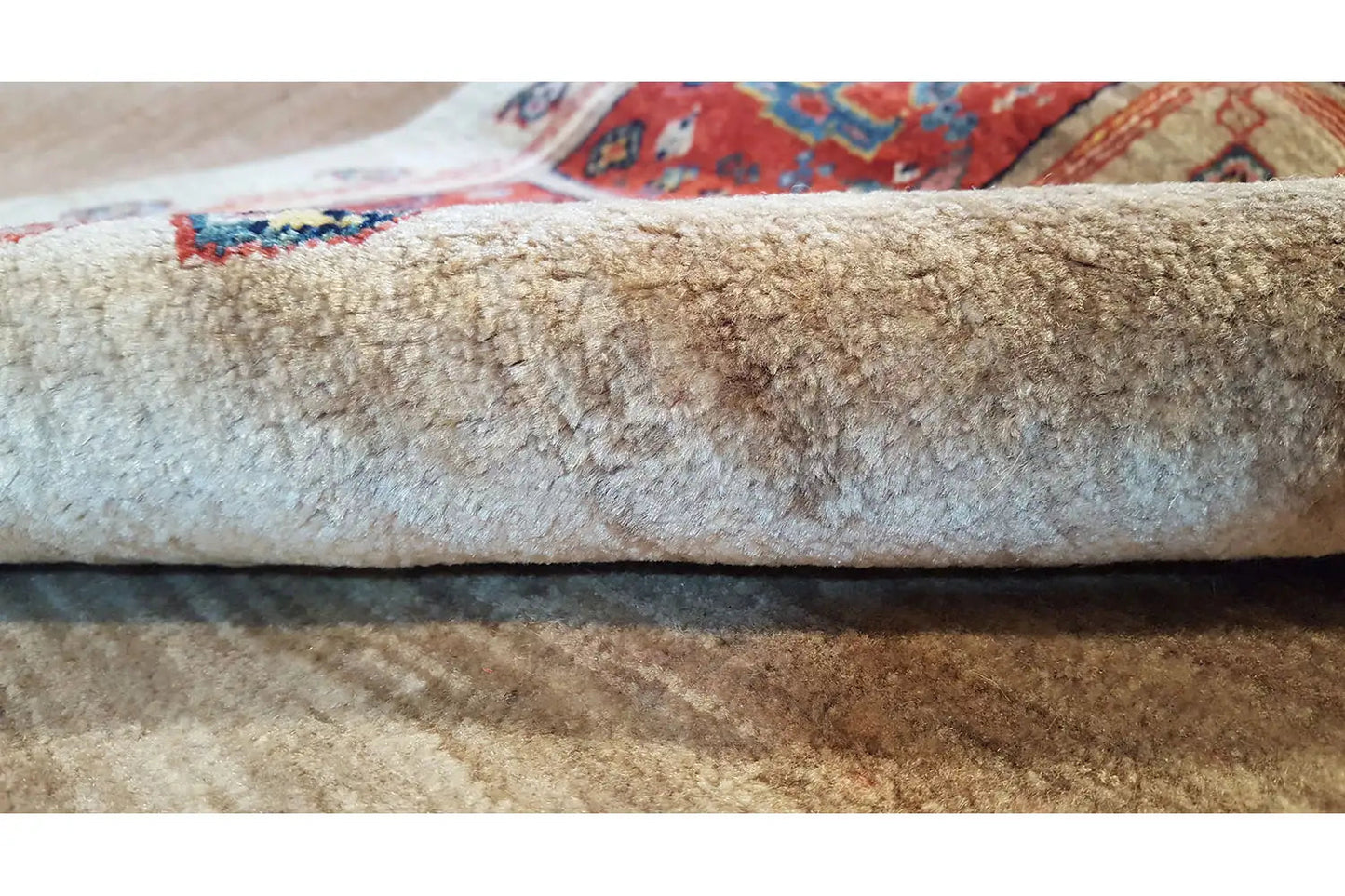 Qashqai Exklusiv (267x230cm) - German Carpet Shop