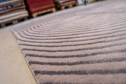 Designer Rug by Pascal Walter - Lines (209x152 cm) - German Carpet Shop