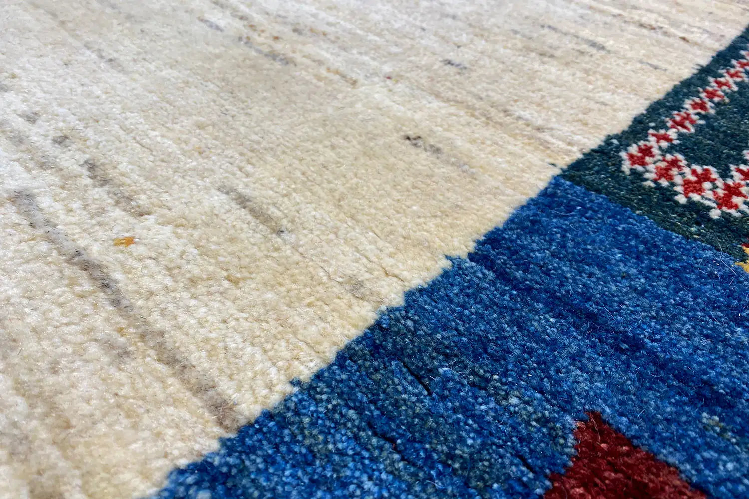 Gabbeh - (262x177cm) - German Carpet Shop