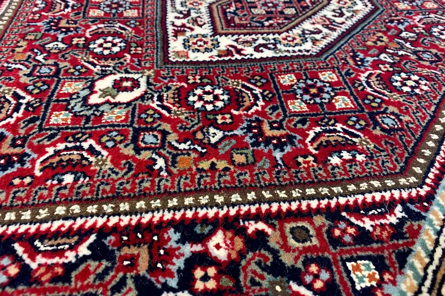 Bidjar - (92x61cm) - German Carpet Shop
