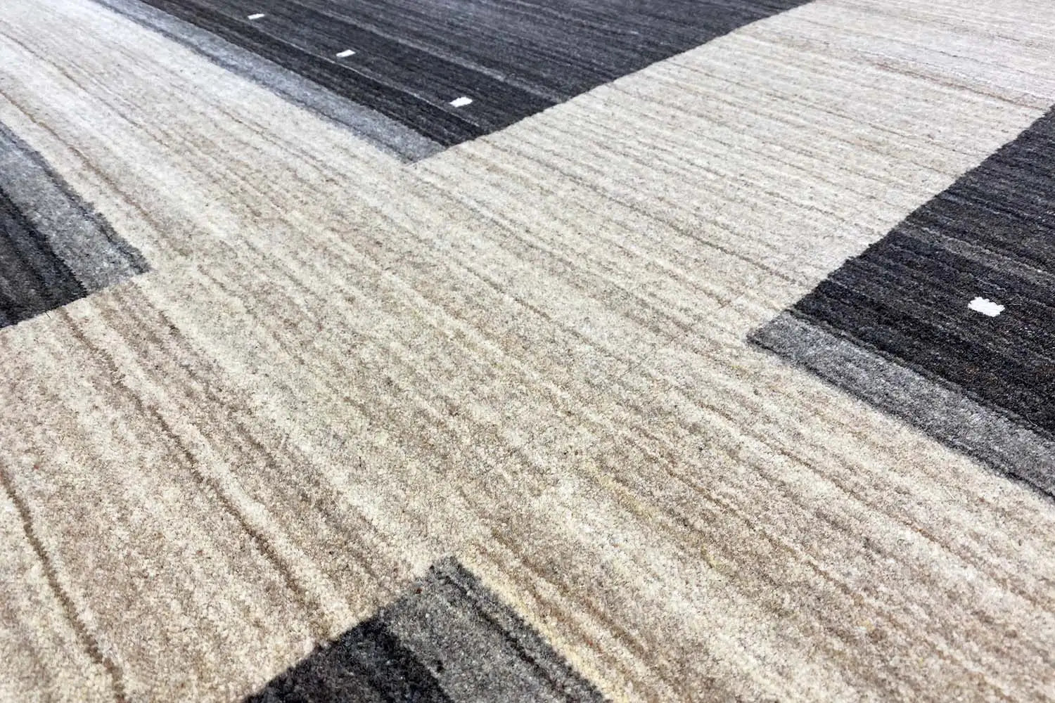 Gabbeh - Loom (200x140 cm) - German Carpet Shop