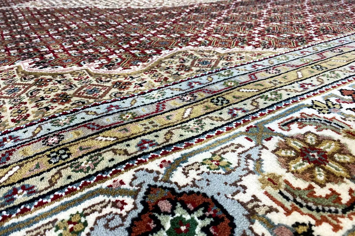 Indo Täbriz Teppich - (303x246cm) - German Carpet Shop