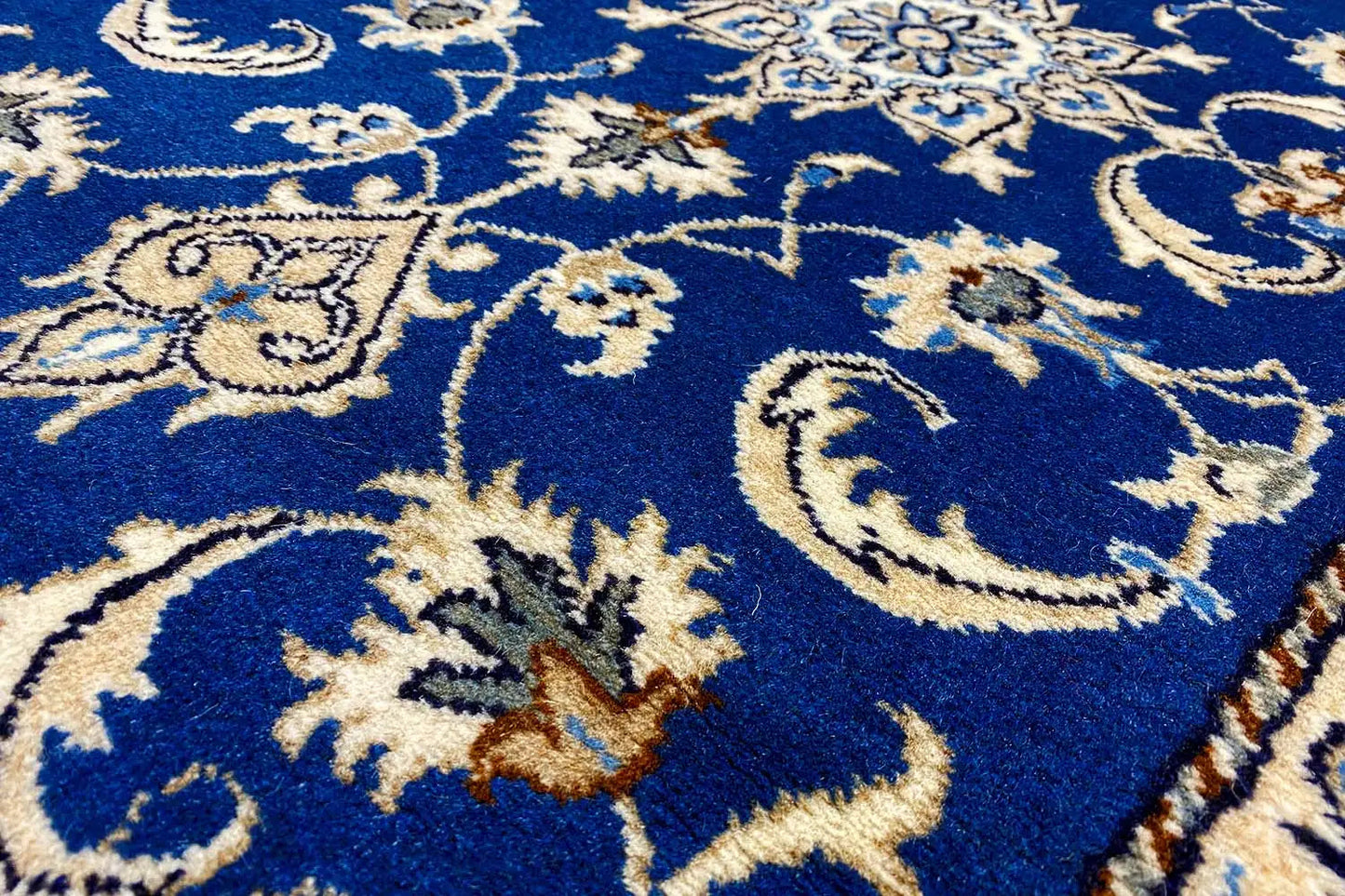 Nain (135x68cm) - German Carpet Shop