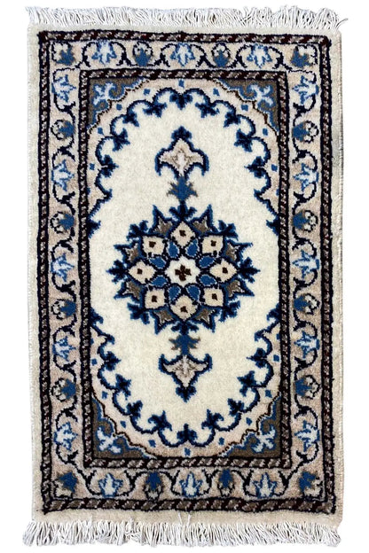 Nain (65x39cm) - German Carpet Shop