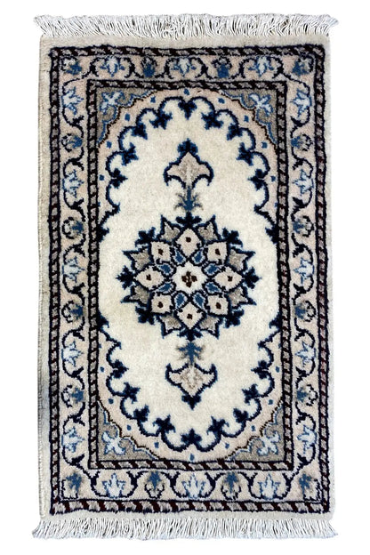 Nain (65x39cm) - German Carpet Shop
