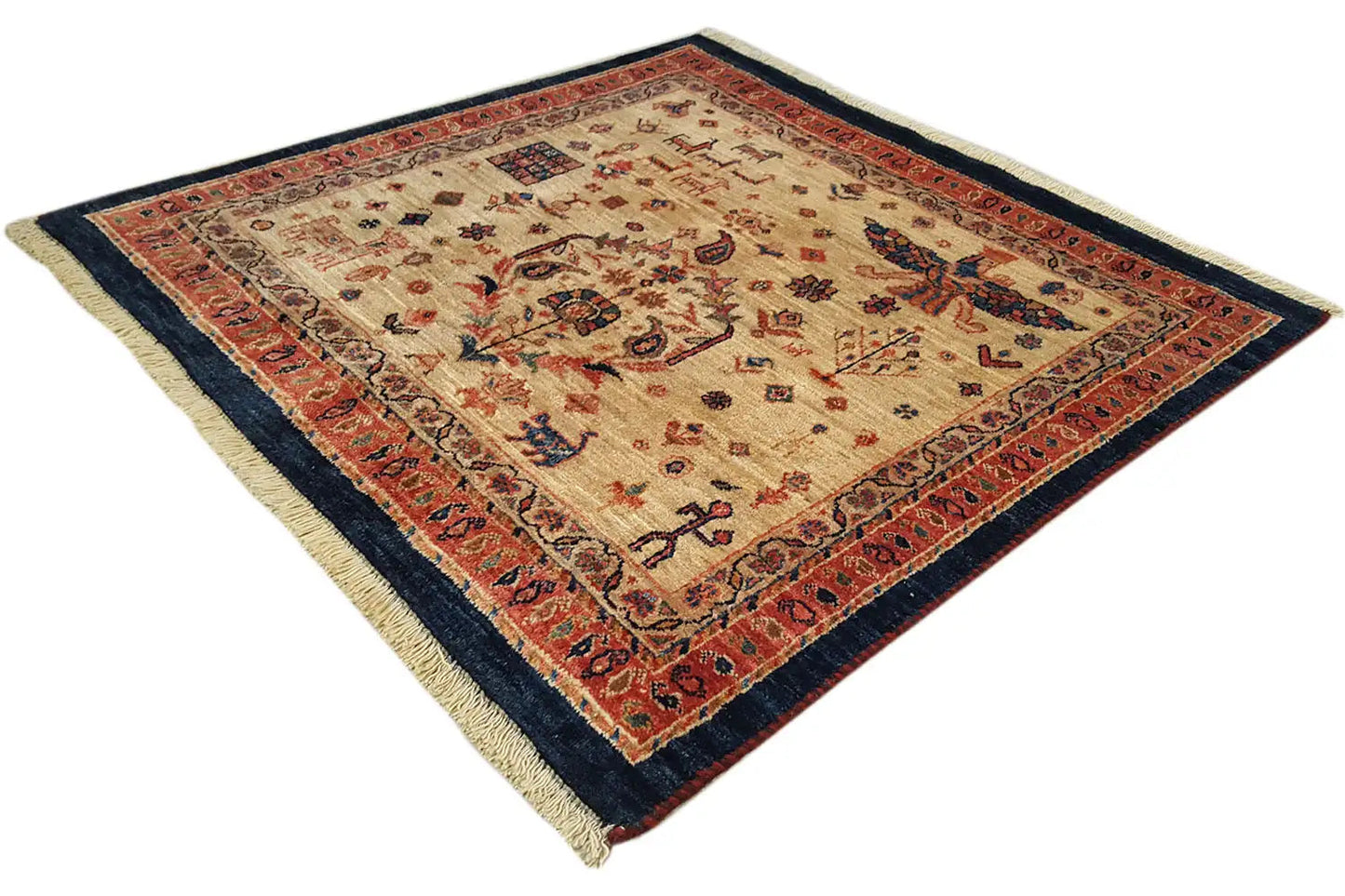 Qashqai Exklusiv(97x91cm) - German Carpet Shop