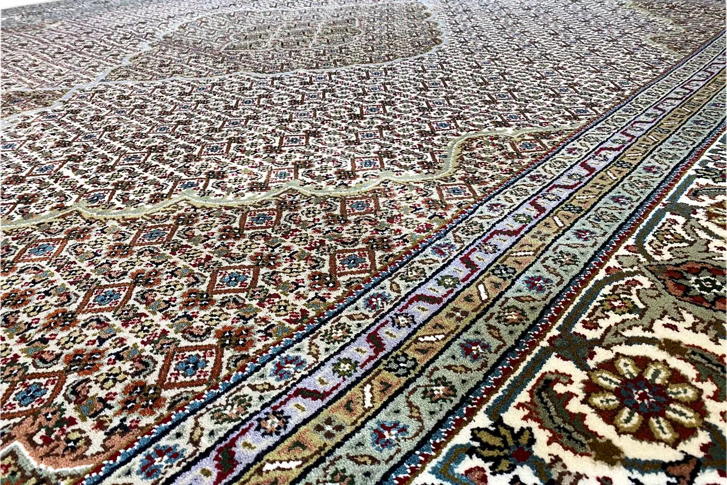 Indo Täbriz Teppich - (309x242cm) - German Carpet Shop