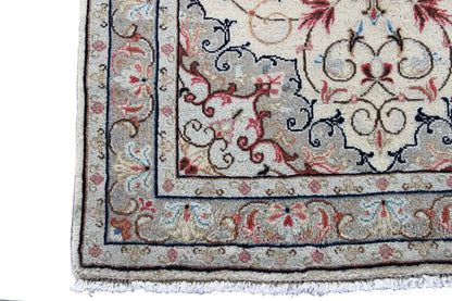 Keshan - Beige (153x105 cm) - German Carpet Shop