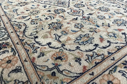 Keshan - Beige (148x98 cm) - German Carpet Shop